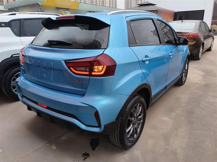 Geely Vision X3 2021 2021款 PRO 1.5L CVT尊贵型