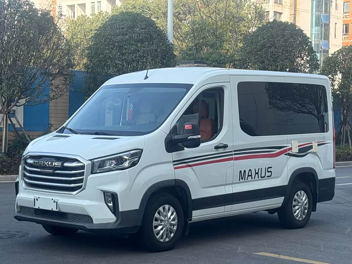 Maxus V90 2020 2020款 2.0TAMT运杰版前驱后单胎短轴中顶6座