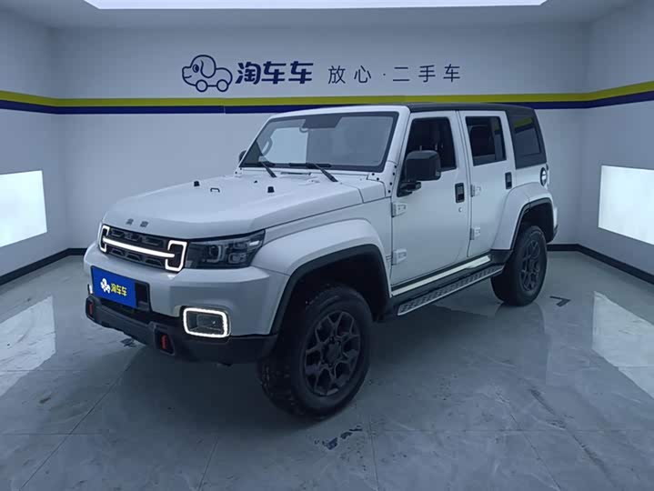 BAIC Beijing BJ40 2024 2024款 2.0D 刀锋英雄荣耀版