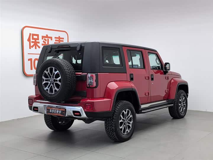 BAIC Beijing BJ40 2024 2024款 2.0T 城市猎人荣耀版