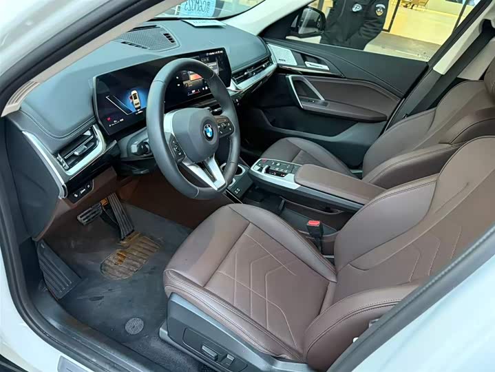 BMW X1 2025 2025款 sDrive25Li X设计套装