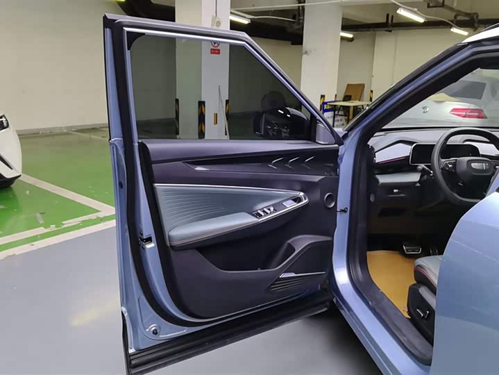 Geely Atlas 2024 2024款 1.5TD 智尊版