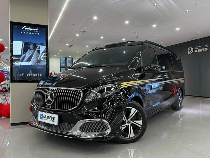 Mercedes-Benz Vito 2024 2024款 2.0T 商务版 7座