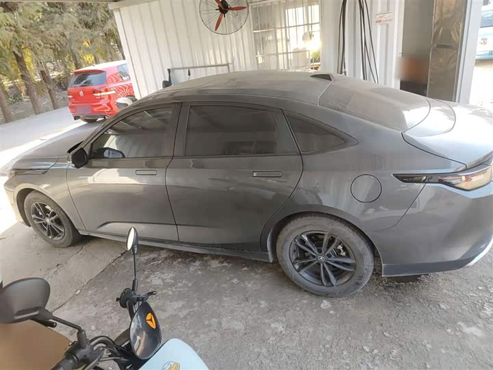 Changan Yida 2023 2023款 蓝鲸NE 1.5T GDI DCT畅享版