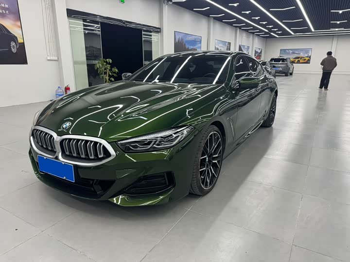 BMW 8 Series 2022 2022款 840i 四门轿跑车 M运动套装
