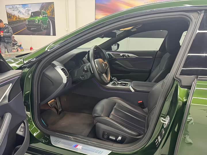 BMW 8 Series 2022 2022款 840i 四门轿跑车 M运动套装