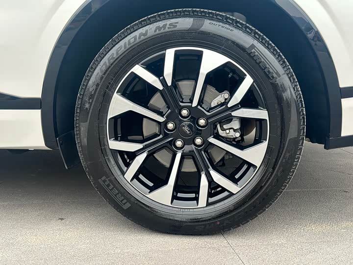 Ford Edge 2025 2025款 锐界L 2.0T EcoBoost 四驱七座至尊型