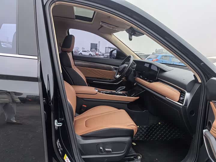 Bestune T99 2023 2023款 2.0T 自动尊享型（8AT）