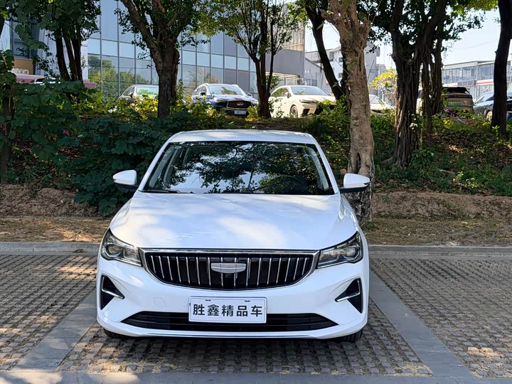Geely Emgrand 2025 2025款 第4代 1.5L 手动星耀版