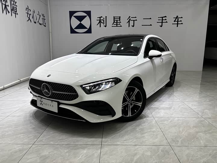 Mercedes-Benz A-Class 2025 2025款 A 200 L 时尚型