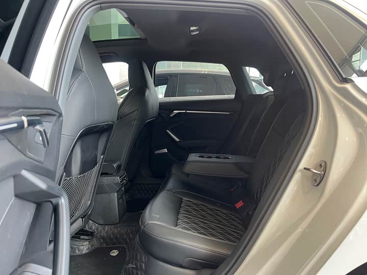 Audi A3 2025 2025款 Sportback 35TFSI 飞驰尊享型