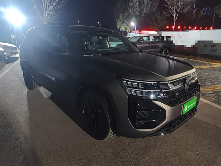 Volkswagen Teramont Pro 2025 2025款 途昂 Pro 450TSI 四驱登峰版