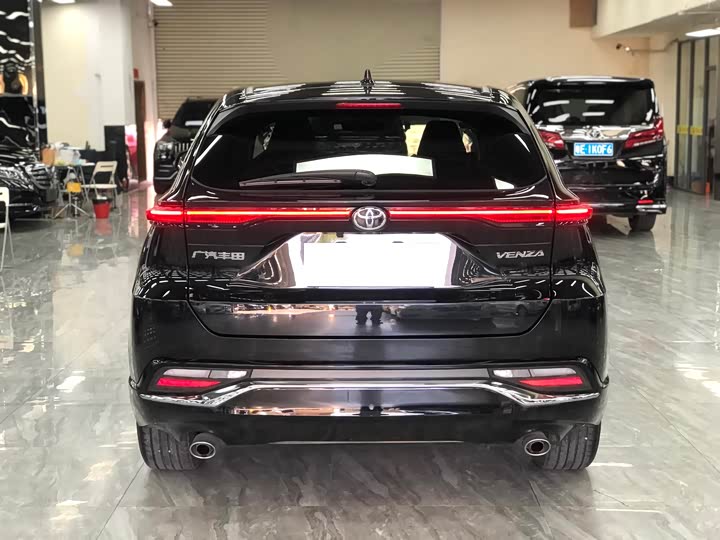 Toyota Venza 2024 2024款 2.0L CVT两驱豪华版