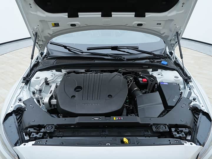 Volvo S60 2026 2026款 B4 智逸豪华版