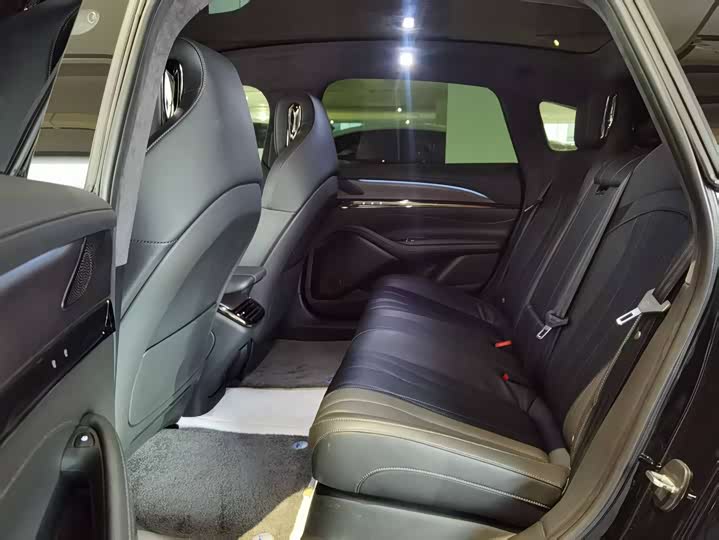 IM motors L7 2022 2022款 Pro