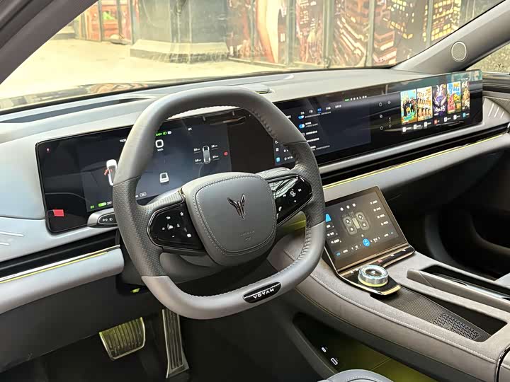 Voyah Passion 2024 2024款 PHEV 四驱超长续航旗舰版