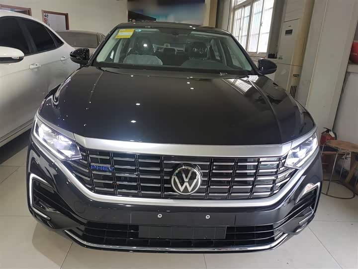 Volkswagen Passat Hybrid 2025 2025款 430PHEV 混动商务版