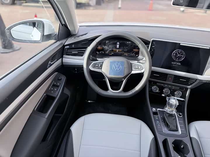 Volkswagen Bora 2025 2025款 200TSI DSG悦行PRO版