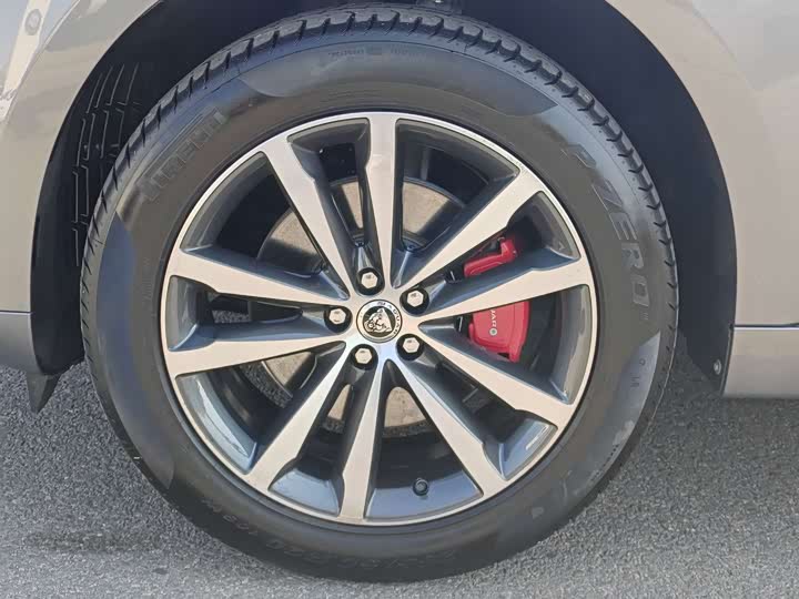 Jaguar F-Pace 2024 2024款 P250 R-Dynamic SE