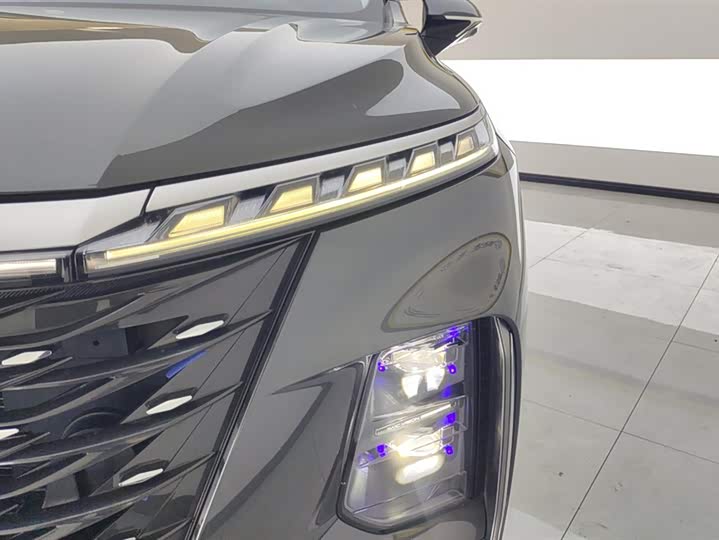 Roewe RX5 Max 2022 2022款 1.5T 自动有为尊贵版