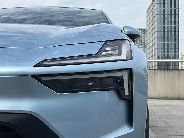 Polestar 4 2023 2023款 单电机标准续航