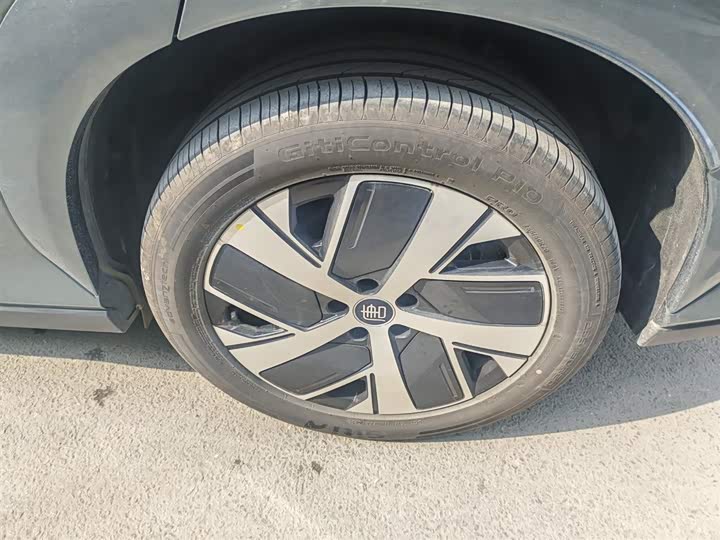 BYD Tang L 2025 2025款 DM 215KM激光雷达旗舰型