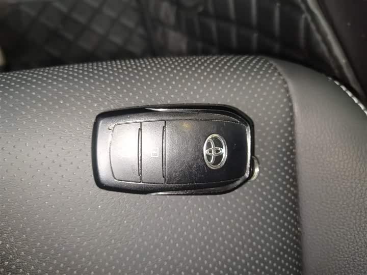 Toyota Frontlander 2024 2024款 2.0L CVT领先plus版