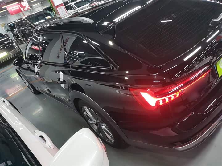 Audi A6 2023 2023款 allroad quattro 55 TFSI 尊享越野型