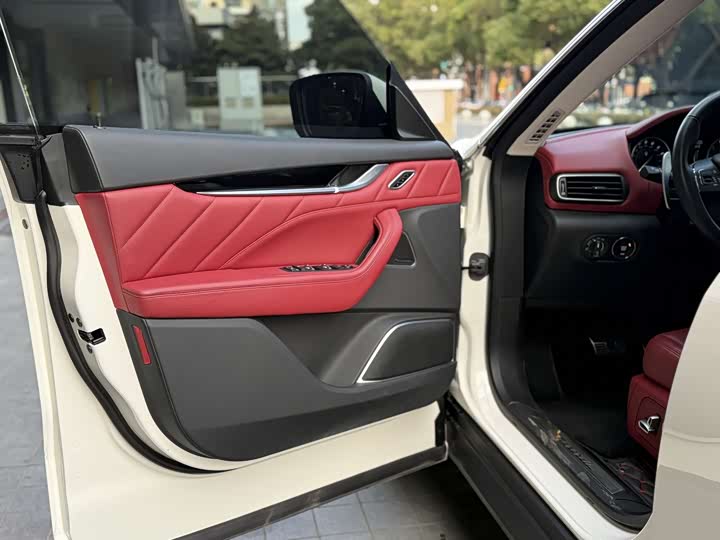 Maserati Levante 2022 2022款 2.0T GT锋芒版