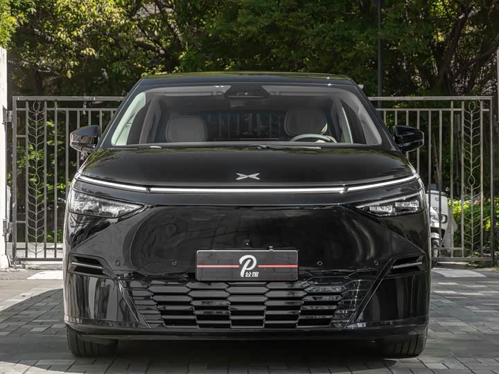 XPeng X9 2025 2025款 纯电 650长续航 Max