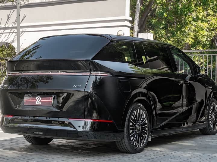 XPeng X9 2025 2025款 纯电 650长续航 Max