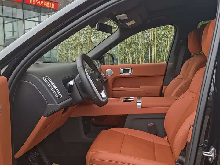 LiXiang L9 2025 2025款 Ultra 智能焕新版