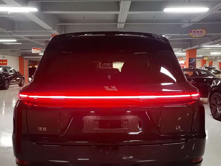 LiXiang L9 2025 2025款 Ultra 智能焕新版