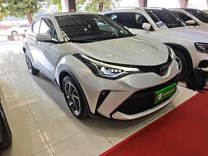 Toyota C-HR 2022 2022款 2.0L 领先版
