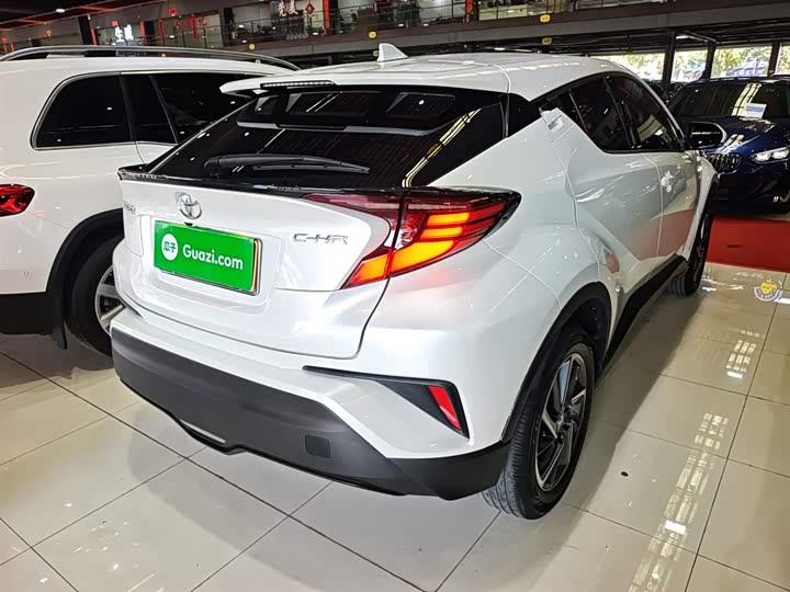 Toyota C-HR 2022 2022款 2.0L 领先版