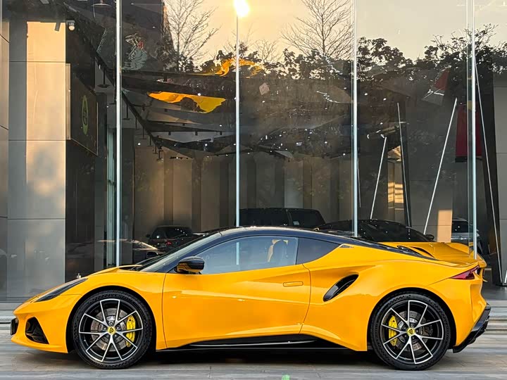 Lotus Emira 2021 2021款 2.0T DCT First Edition