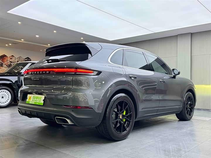 Porsche Cayenne Hybrid 2024 2024款 Cayenne E-Hybrid 2.0T