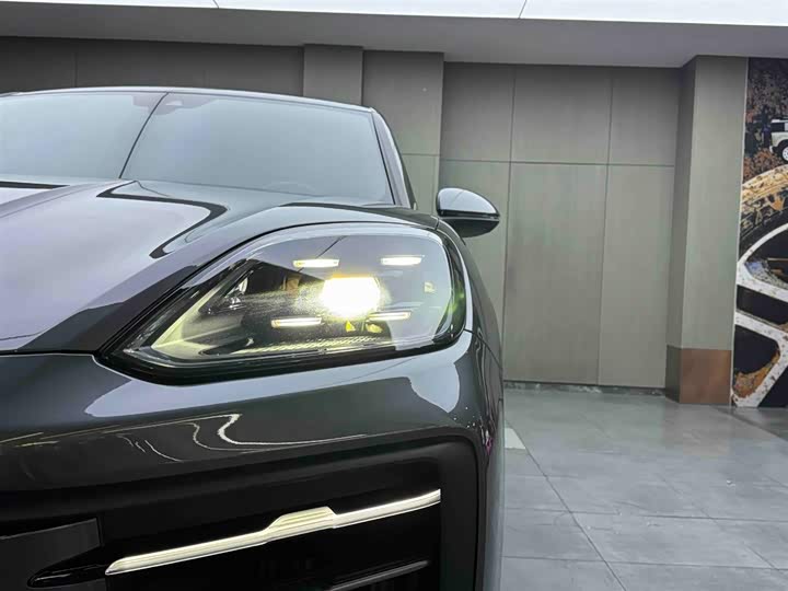 Porsche Cayenne Hybrid 2024 2024款 Cayenne E-Hybrid 2.0T