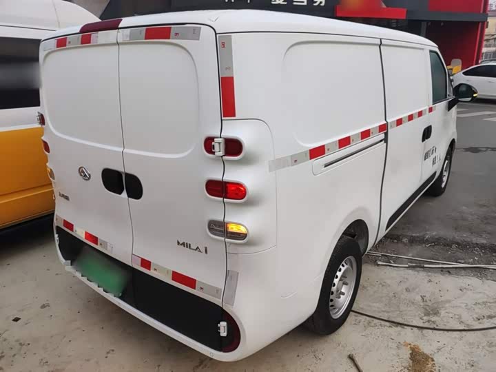 Maxus Dana V1 2023 2023款 V1 短轴低顶（43kWh）