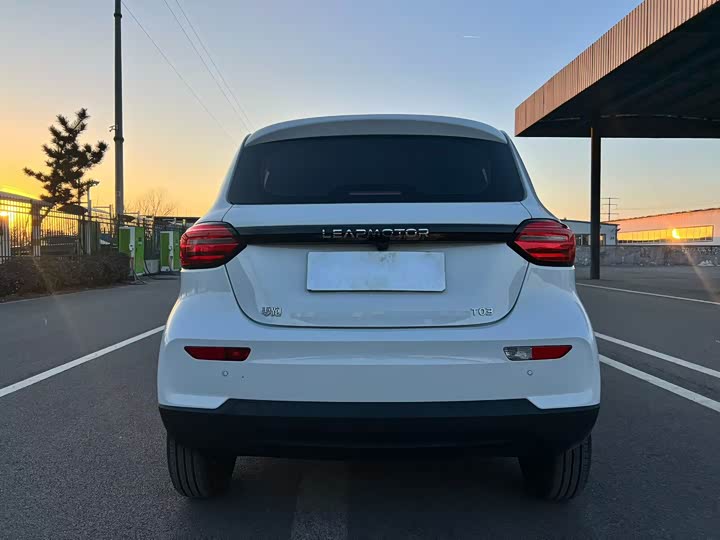 Leapmotor T03 2025 2025款 310舒享版