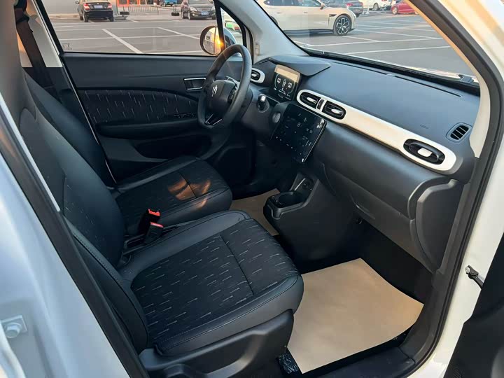 Leapmotor T03 2025 2025款 310舒享版