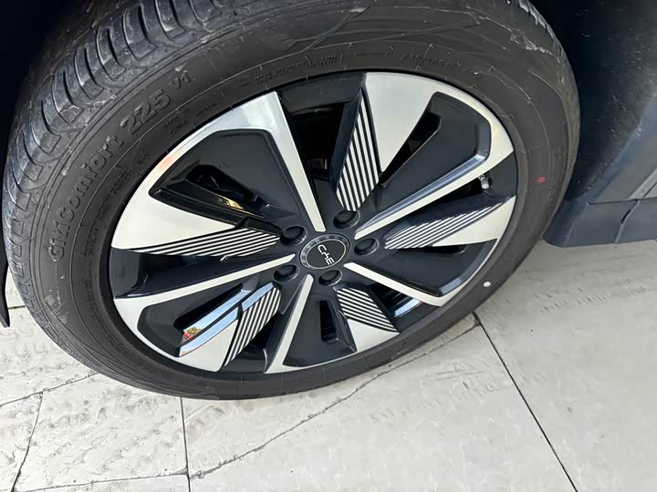 2025 BYD Song Plus Hybrid/EV