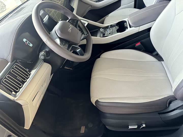 2025 BYD Song Plus Hybrid/EV