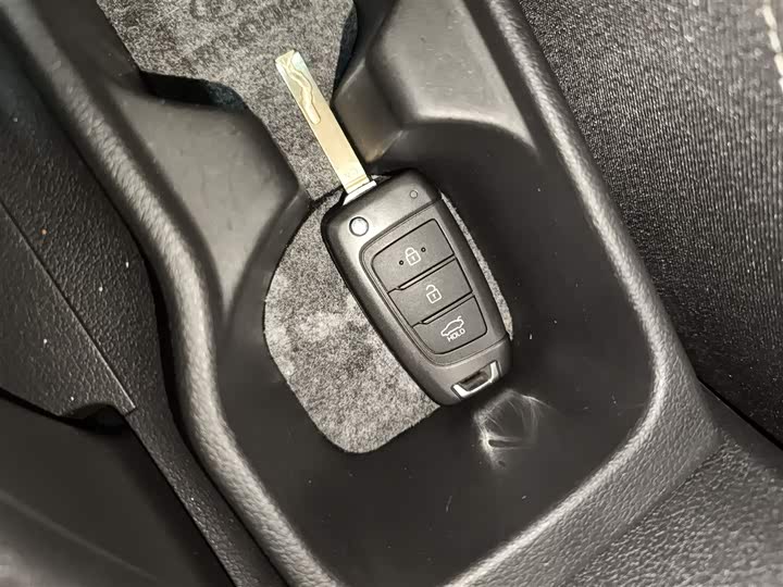 Hyundai Celesta 2020 2020款 1.6L 自动GL悦目版