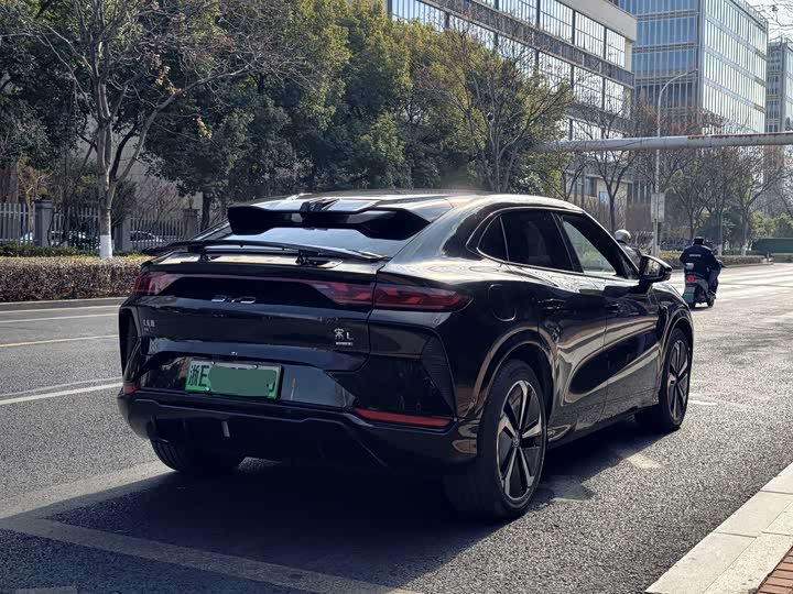 BYD Song L 2025 2025款 智驾版 662km 激光雷达卓越型