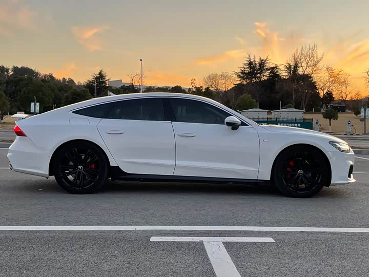 Audi A7 2025 2025款 45 TFSI 臻选型