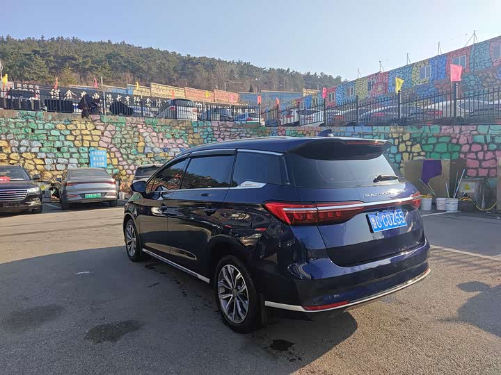 BYD Song Max 2021 2021款 升级版 1.5T 自动豪华型 6座