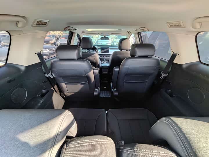 BYD Song Max 2021 2021款 升级版 1.5T 自动豪华型 6座