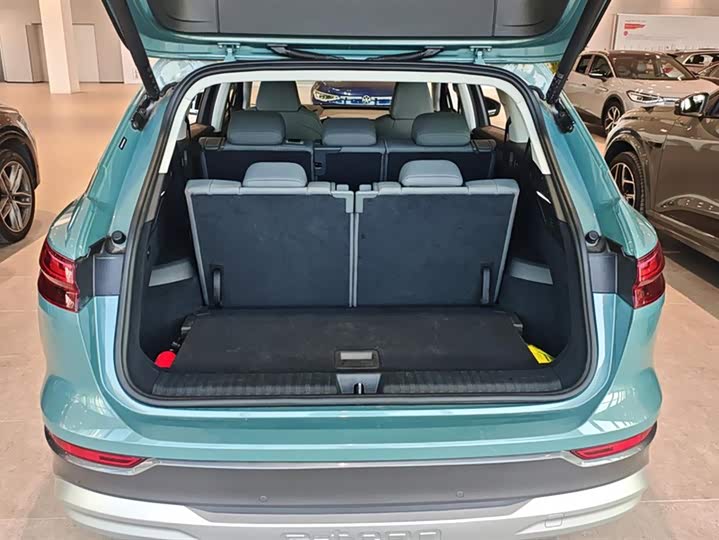 Audi Q5 e-tron 2022 2022款 40 e-tron 星耀型 锦衣套装