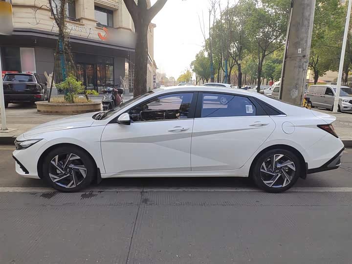 Hyundai Elantra N line 2023 2023款 1.5L CVT GLX精英版